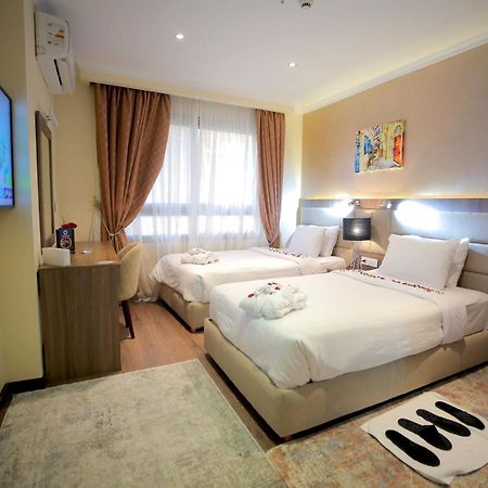 Cairo Taj Hotels & Suites - Dokki Bagian luar foto