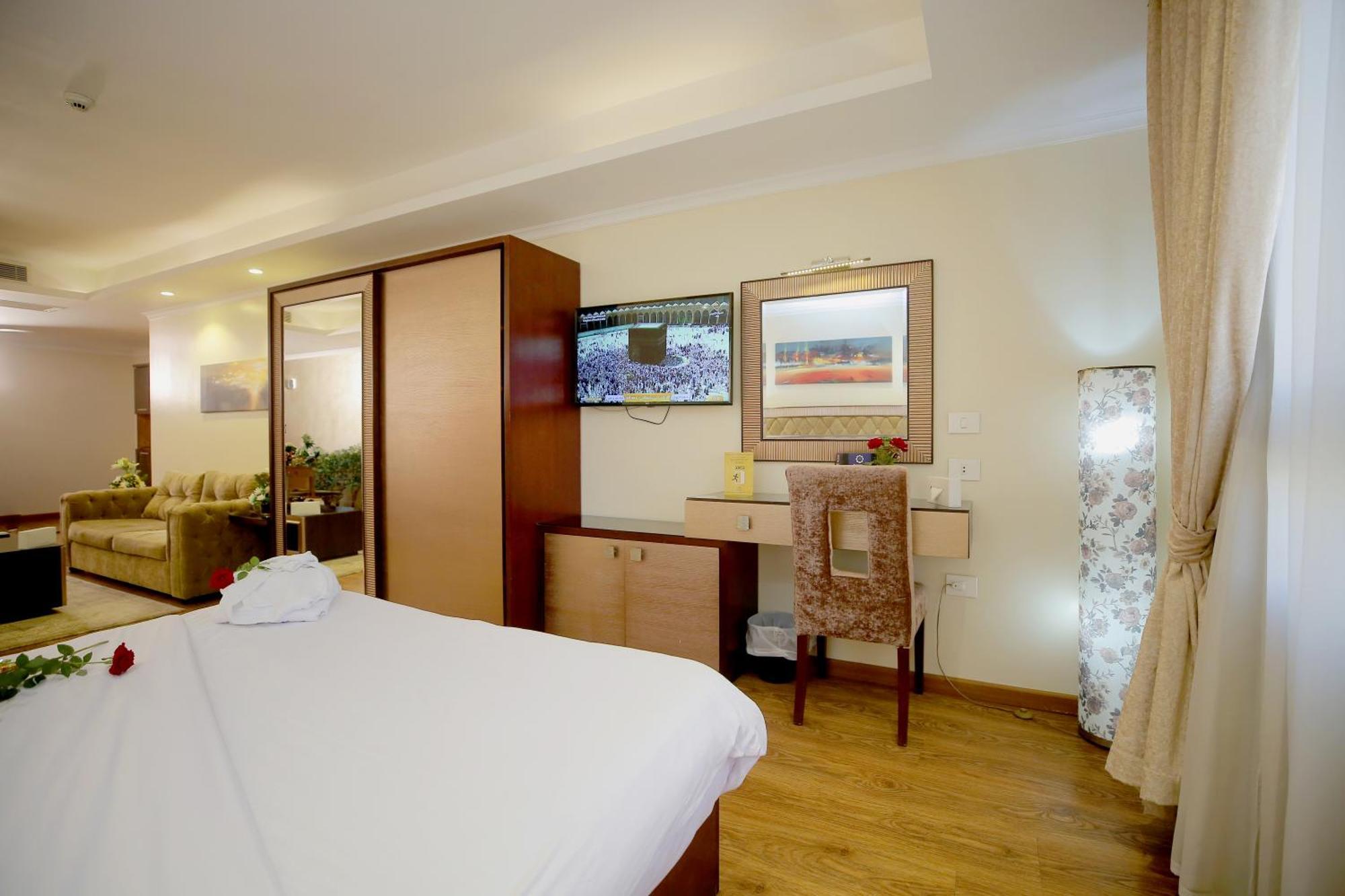 Cairo Taj Hotels & Suites - Dokki Bagian luar foto